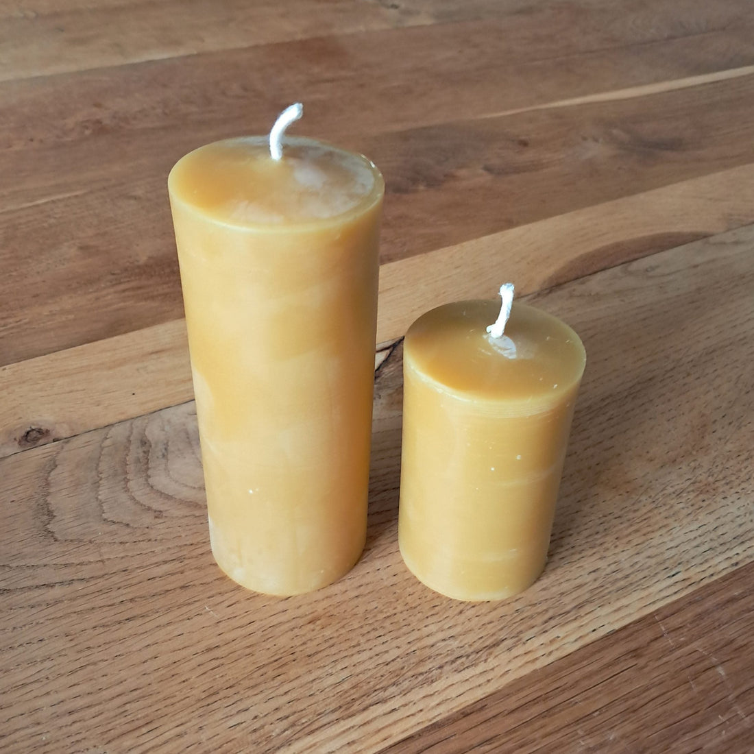 Bistad bloklys – 100 % dansk bivoks | håndlavet, naturligt & bæredygtigt