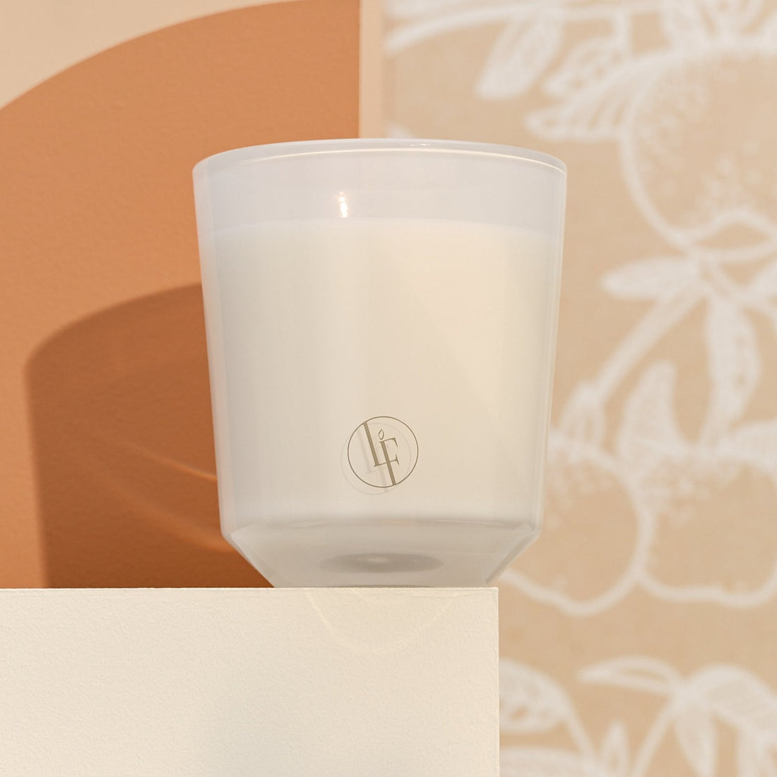 The Orchard Duftlys | Bourgie La Française – Rød mandarin, orangeblomst & cedertræ