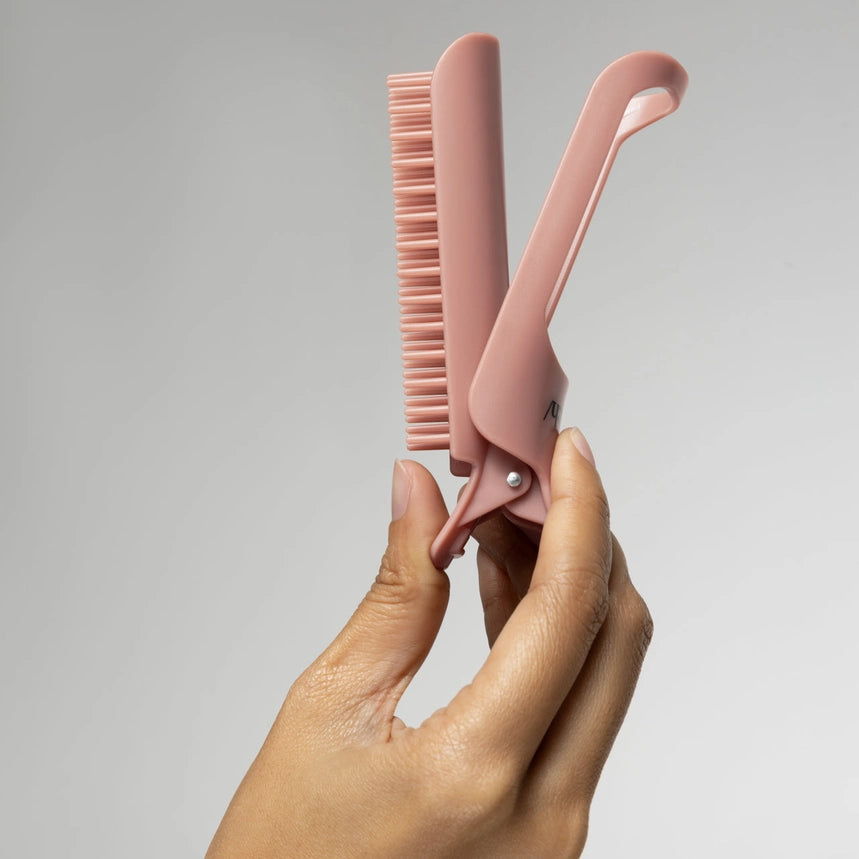 Et enkelt, effektivt styling værktøj, der giver dig salon-lignende volumen – på den skånsomme måde