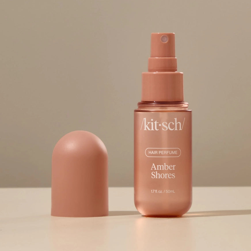 KITSCH Amber Shores Hair Perfume – solkysset, frisk og varm duft til hår, krop & tekstil. Neutraliserer lugt. Vegansk & travel friendly.