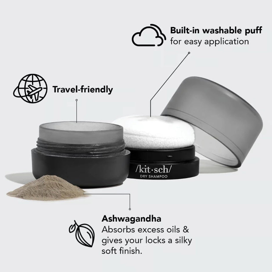 Opfrisk håret med KITSCH Volumizing Dry Shampoo. Ris protein styrker, ashwagandha absorberer olie og puff-applikator giver volumen – uden hvidt skær.