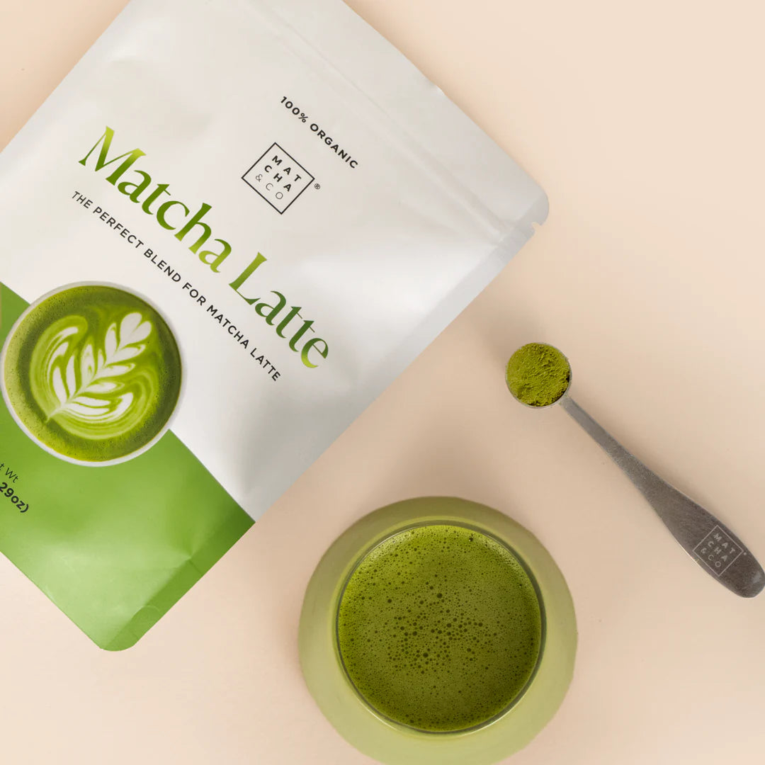 Matcha Latte pulver | Økologisk matcha med kokosmælk & kanel – klar til latte