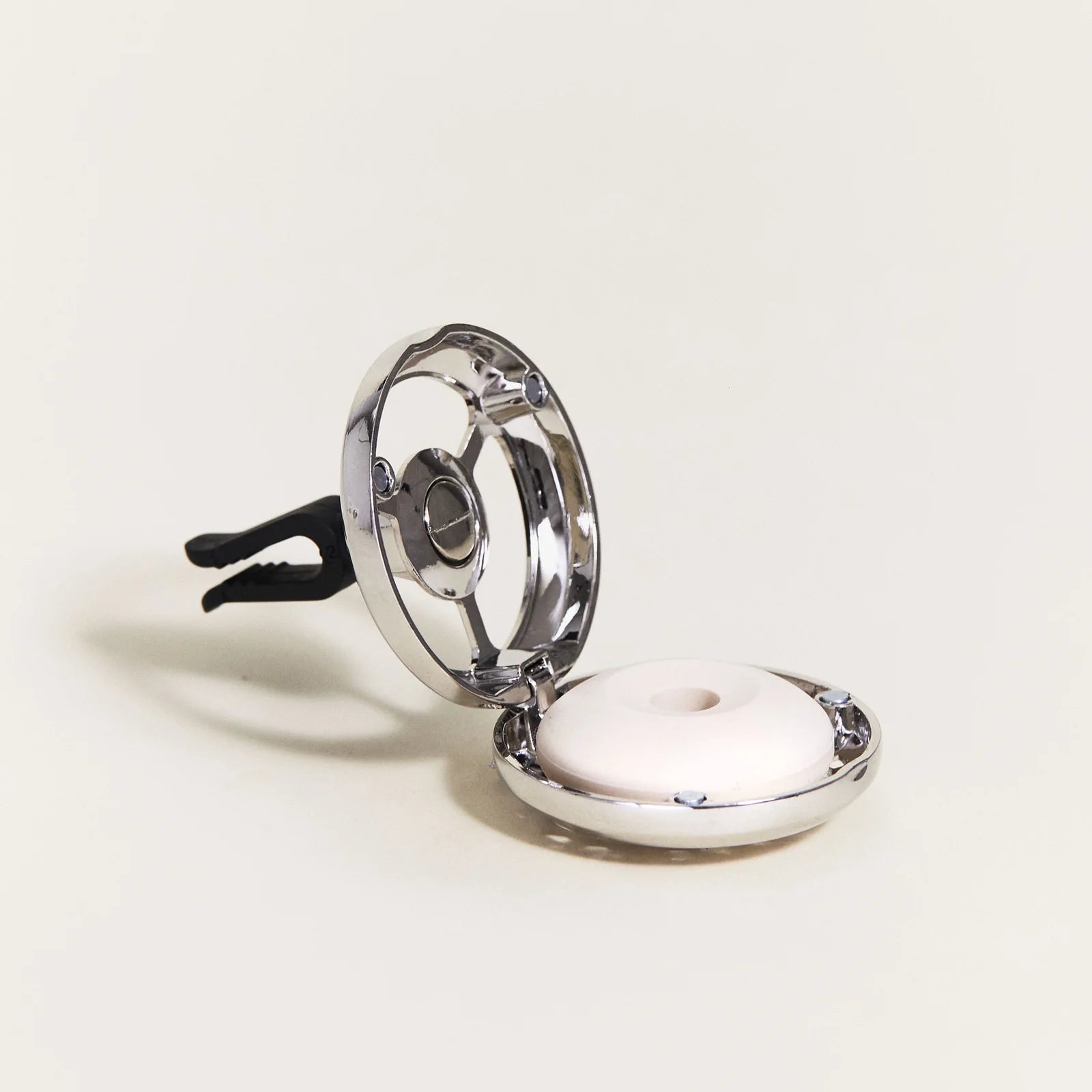 Maison Berger luftfrisker til bilen med Ocean Breeze