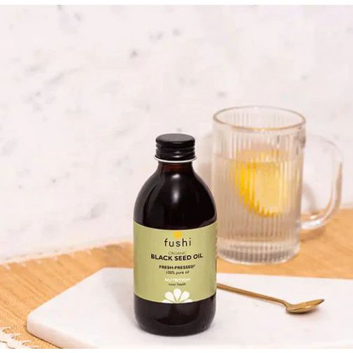 Fushi Black Seed Oil – en naturkraft, der styrker, beroliger og nærer kroppen fra yderst til inderst.