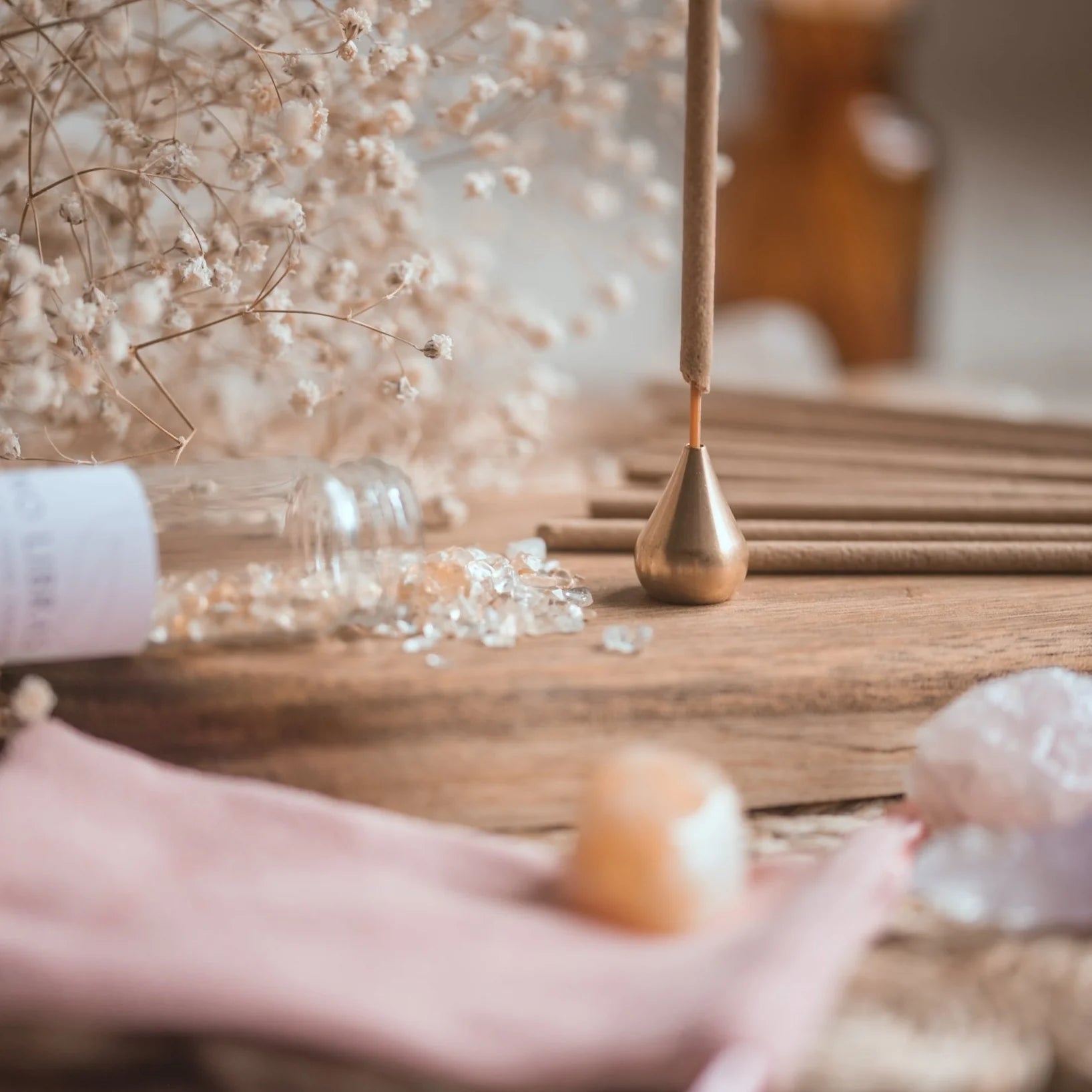 Røgelse med citrin krystalstøv & opkvikkende duft