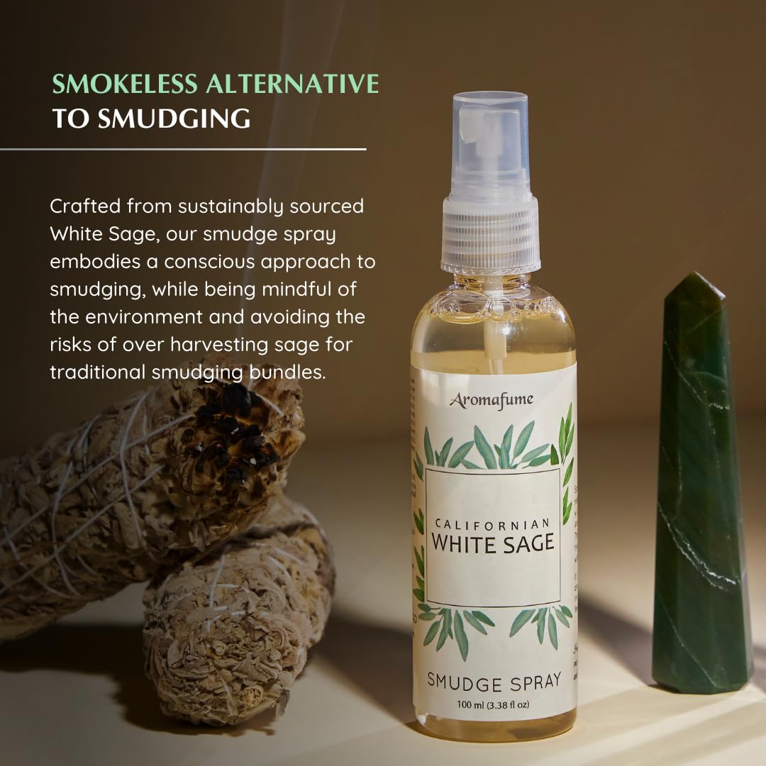 Aromafume Roomspray med Hvid Salvie – naturlig, røgfri energirensning. Skaber ro, balance og positiv atmosfære i hjemmet. Vegansk & miljøvenlig.
