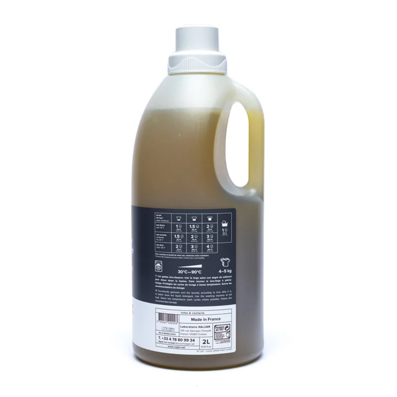 Naturligt Aleppo-vaskemiddel med varm duft af amber & Oudh – effektivt, skånsomt og tidløst.