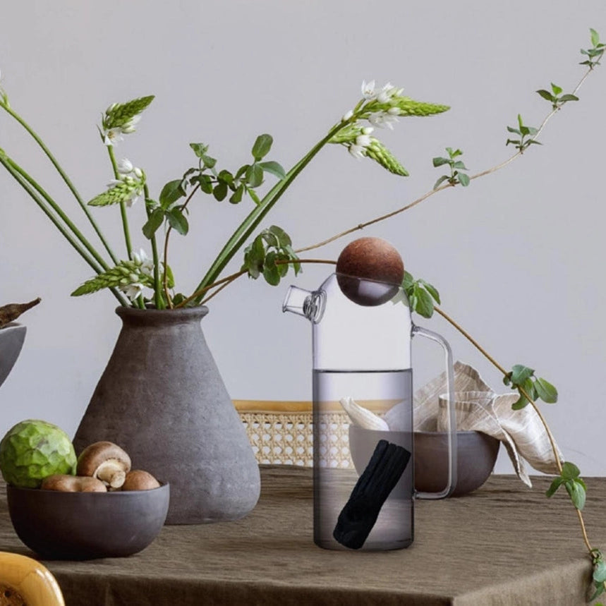 En smuk og bevidst løsning til dig, der ønsker rent vand, færre plastikprodukter og mere ro i hverdagen.