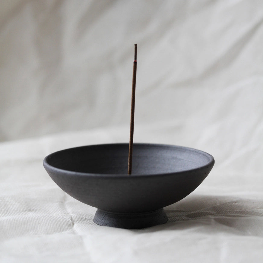 Ume Incense – Zen Mineral | Smudging sæt med røgelsesholder & stentøjsskål