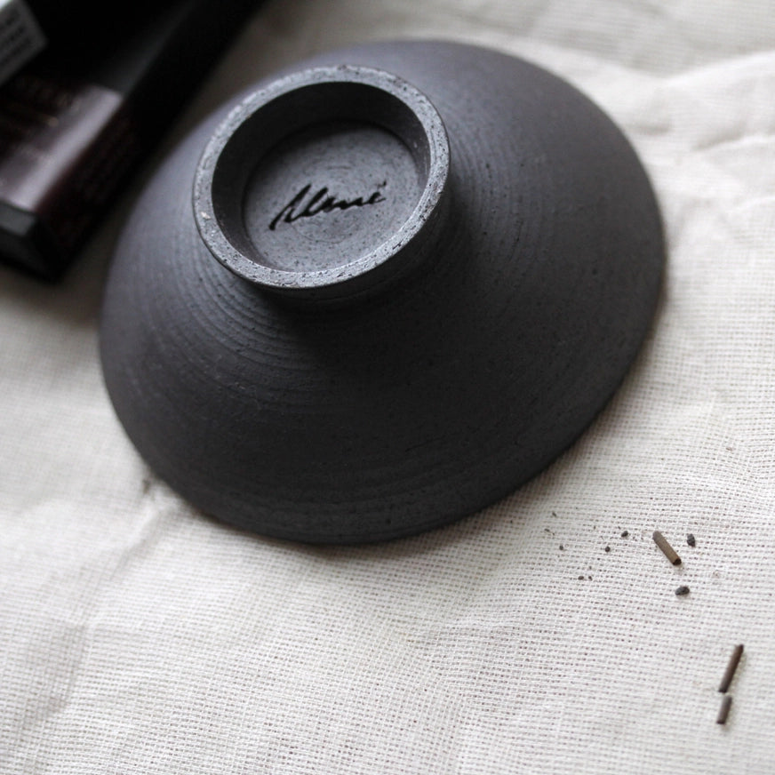 Ume Incense – Zen Mineral | Smudging sæt med røgelsesholder & stentøjsskål