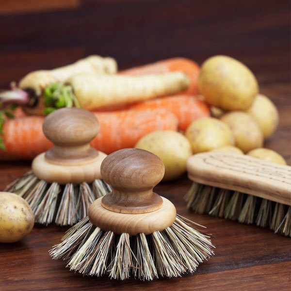 Iris Hantverk - Grønsagsbørste m. naturbørster