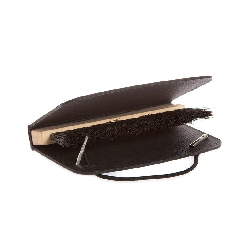 Iris Hantverk - Tøjbørste til tasken