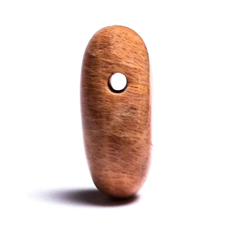 Månesten vedhæng | Dråbeformet poleret krystal til femininitet & følelsesmæssig balance