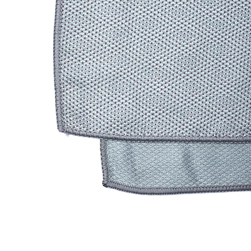 Yoga håndklæde m. skridsikre PVC prikker - 183x63cm - Yogi & Yogini