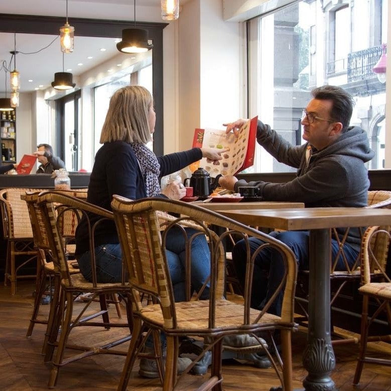 SPISESTOL MED ARMLÆN BISTROT PATIO | KOK MAISON