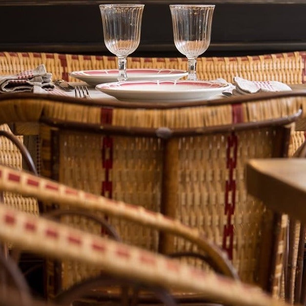 SPISESTOL MED ARMLÆN BISTROT PATIO | KOK MAISON