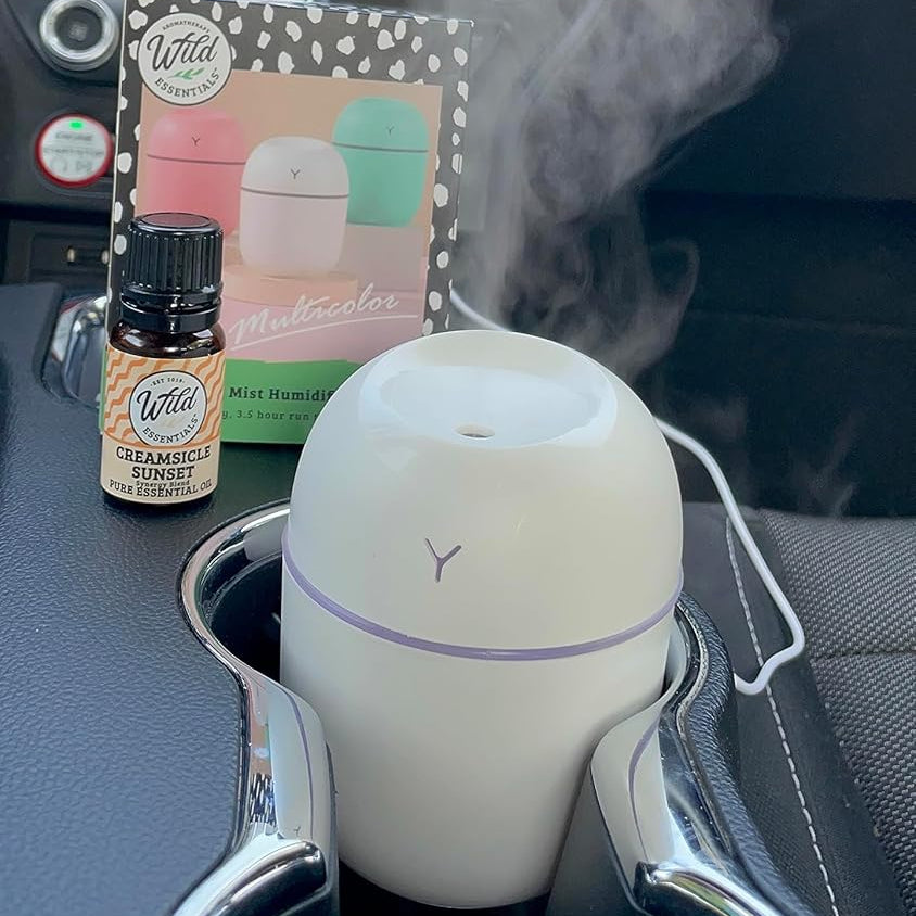 En kompakt, elegant og effektiv diffuser, der bringer ro, duft og atmosfære – uanset hvor du befinder dig