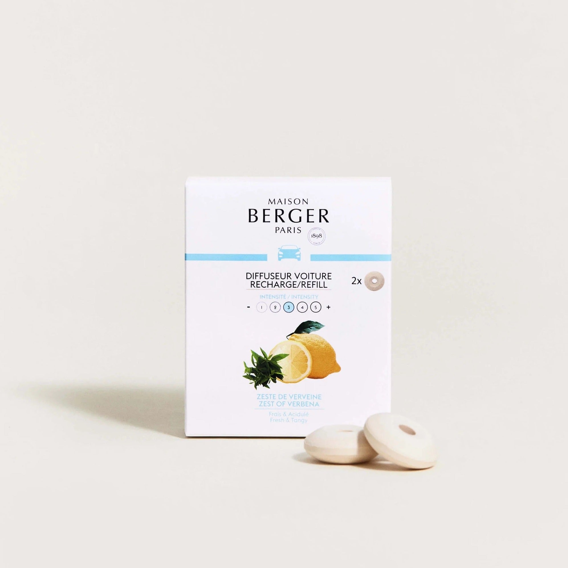 Refill til Maison Berger bildiffuser med Zest of Verbena – en frisk og energigivende citrusduft, der giver bilen en ren og opløftende atmosfære.