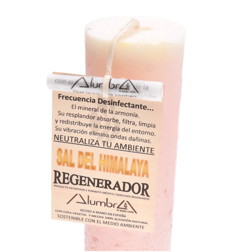 Et håndlavet lys med Himalaya salt, der skaber ro, balance og en blid, harmonisk atmosfære i dit hjem.