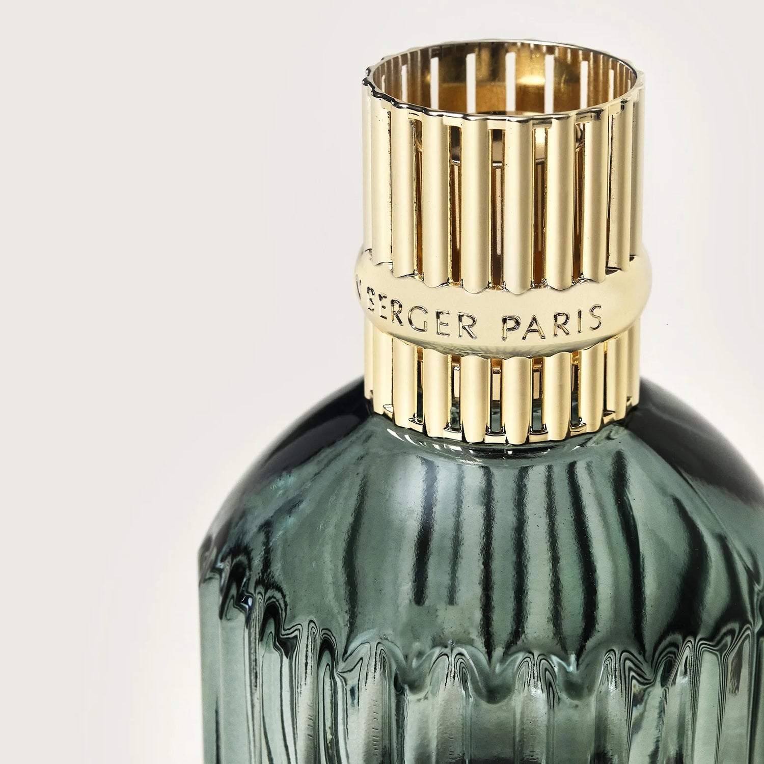 Maison Berger duftlampe Green Cannelo | Moderne luftrensning