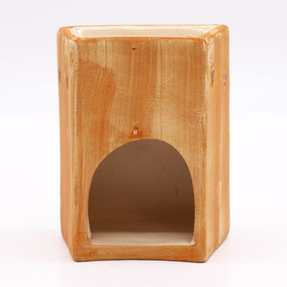 Unik håndmalet bonsai oliebrænder – skab ro og duftende velvære med stil.