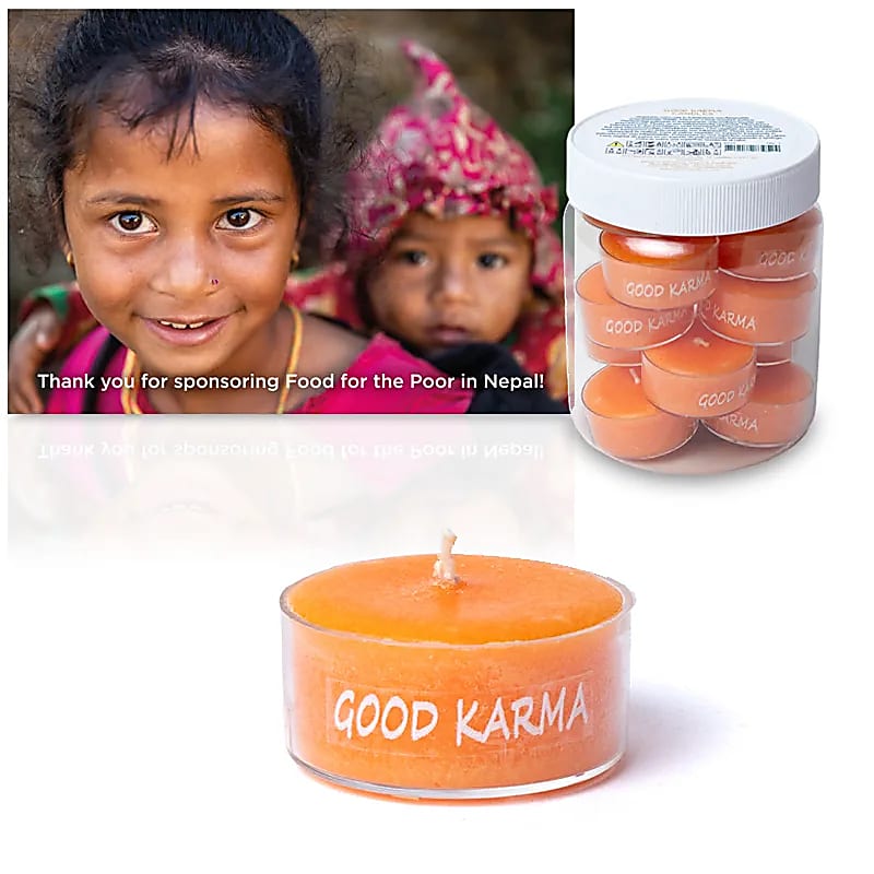 Bæredygtigt fyrfadslys i glas med Good Karma logo, hjemmedekoration