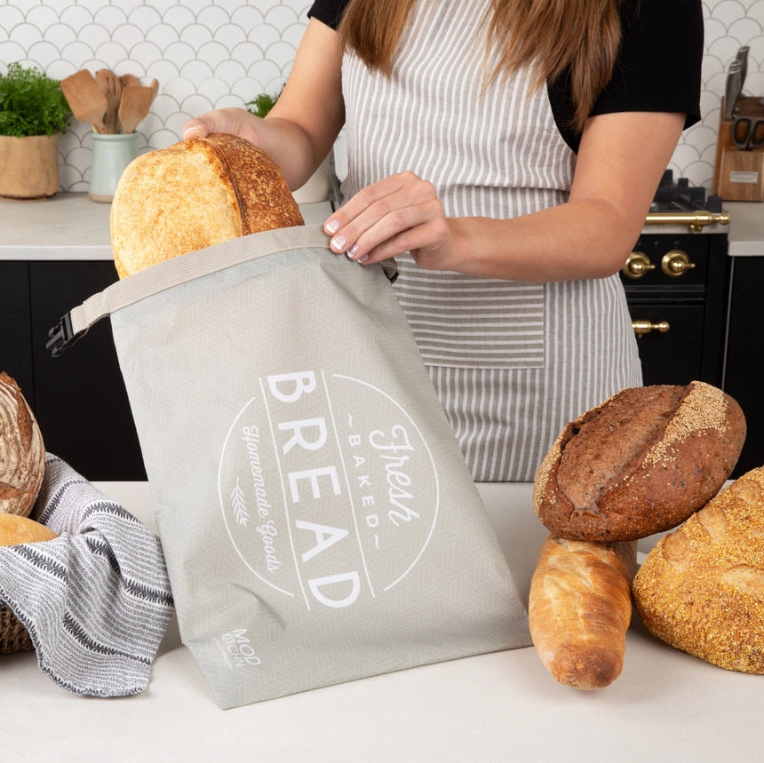 Genanvendelige brødposer i BPA-fri materialer holder brød frisk længere. Perfekt til surdejsbrød og bæredygtig opbevaring uden plastik.