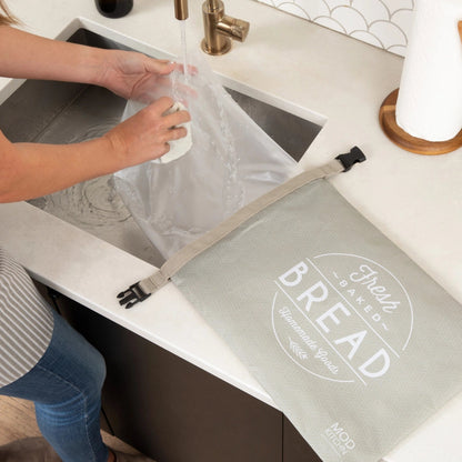 Genanvendelige brødposer i BPA-fri materialer holder brød frisk længere. Perfekt til surdejsbrød og bæredygtig opbevaring uden plastik.