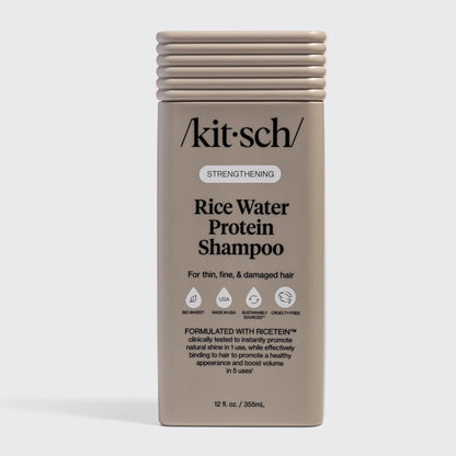 KITSCH Rice Water Shampoo styrker, reparerer og giver volumen til håret med risvand og naturlige proteiner. Fremmer hårvækst, reducerer hårbrud og giver glans.