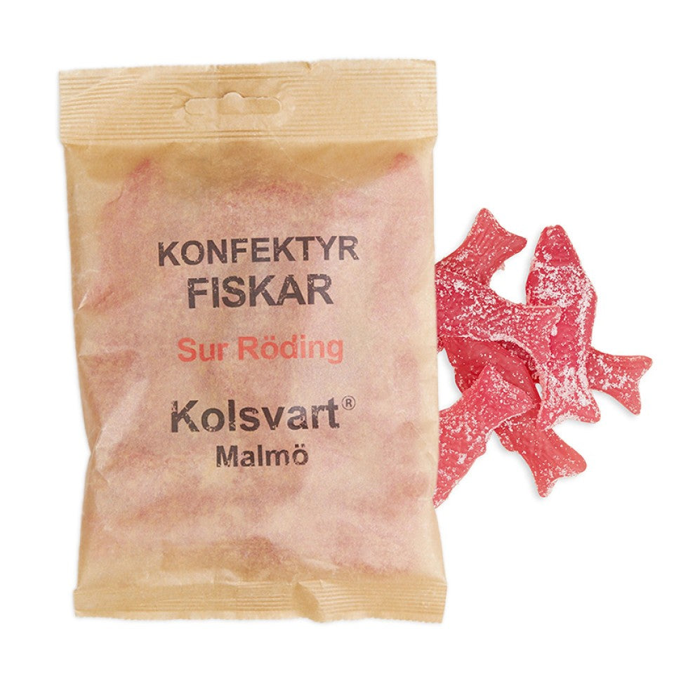 Kolsvart Sur Rødding – vegansk &amp; glutenfri vingummi med frisk smag af hindbær og solbær. Håndlavet i Sverige – naturlig, syrlig og uimodståelig.