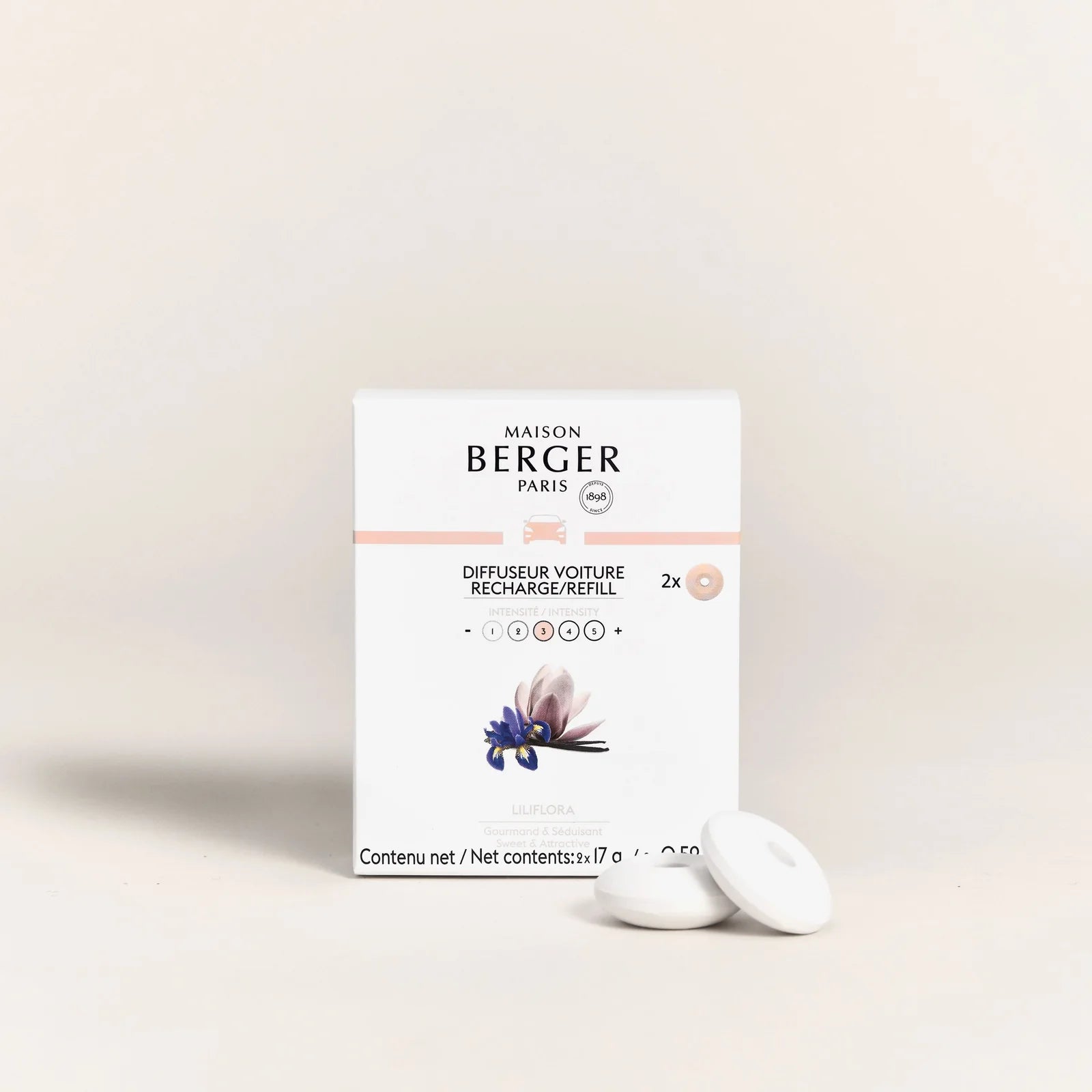 Liliflora refill til Maison Berger bildiffuser spreder en let, feminin blomsterduft og skaber en elegant atmosfære i bilen.