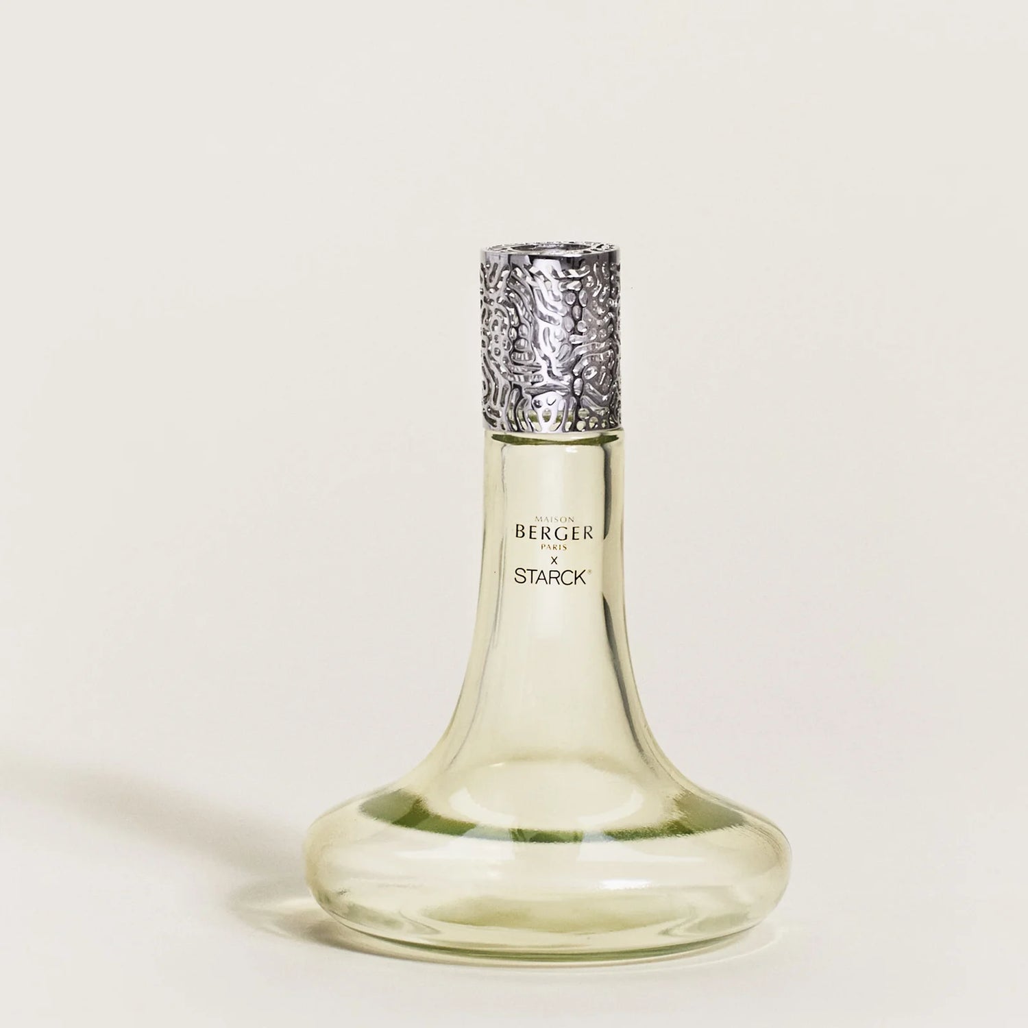 Maison Berger Paris x Philippe Starck Peau d’Ailleurs duftlampe – et ikonisk katalytisk duftlampe-sæt, hvor avantgardistisk design, effektiv luftrensning og en mystisk, mineralsk duft skaber en sanselig rejse ud over det velkendte