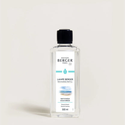 Ocean Breeze fra Maison Berger Paris er en frisk og let havduft, der fylder dit hjem med renhed, ro og følelsen af en kølig brise fra kysten.