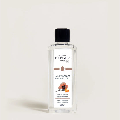 Velvet of Orient fra Maison Berger – en dyb og forførende duft, hvor krydderier, blomster og varme noter skaber en eksklusiv og stemningsfuld atmosfære.