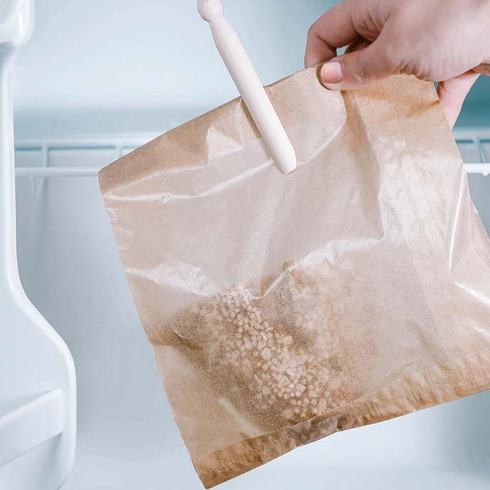 Compostella 1 for 4 Bags erstatter husholdningsfilm, aluminiumsfolie og bagepapir. Komposterbare poser til opbevaring, bagning og opvarmning – 100 % naturlige.