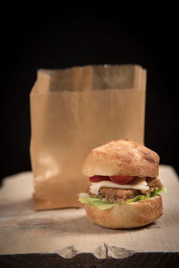 Compostella 1 for 4 Bags erstatter husholdningsfilm, aluminiumsfolie og bagepapir. Komposterbare poser til opbevaring, bagning og opvarmning – 100 % naturlige.