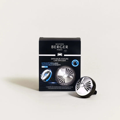 Gør hver køretur mere komfortabel med Maison Berger Flash Technical bildiffuser – en intelligent løsning til langvarig friskhed i bilen.