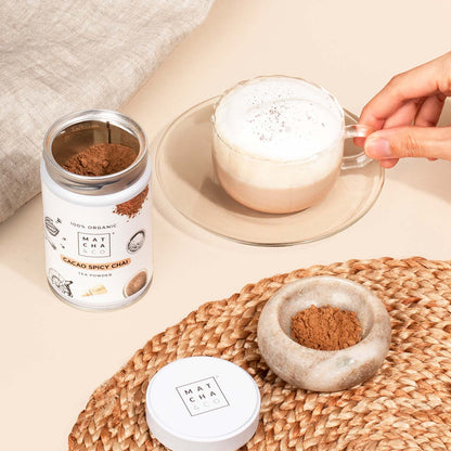 Nyd en kop ren varme og krydret velvære – perfekt til rolige stunder og mindful pauser.