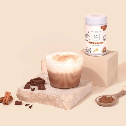 Nyd en kop ren varme og krydret velvære – perfekt til rolige stunder og mindful pauser.