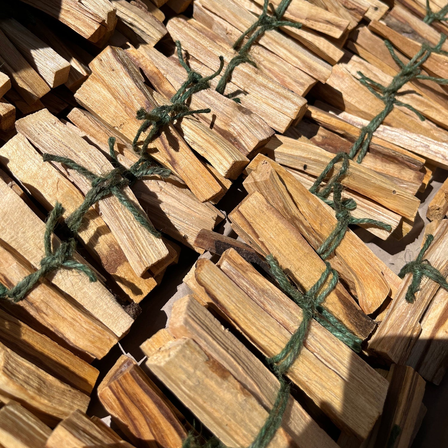 Palo Santo Hellig Træ | Naturlige bundter til energi rensning &amp; harmonisering