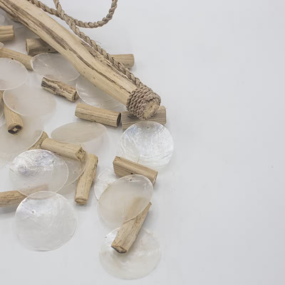 PEARL EFFECT DRIFTWOOD CHIME – PERLEMOR