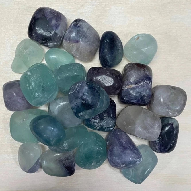 Regnbue Fluorit krystal – Semi-poleret sten