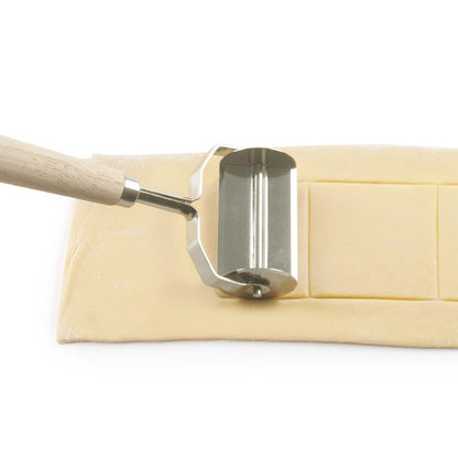 Ravioli udstikker med rulle - Rustfrit stål &amp; træ