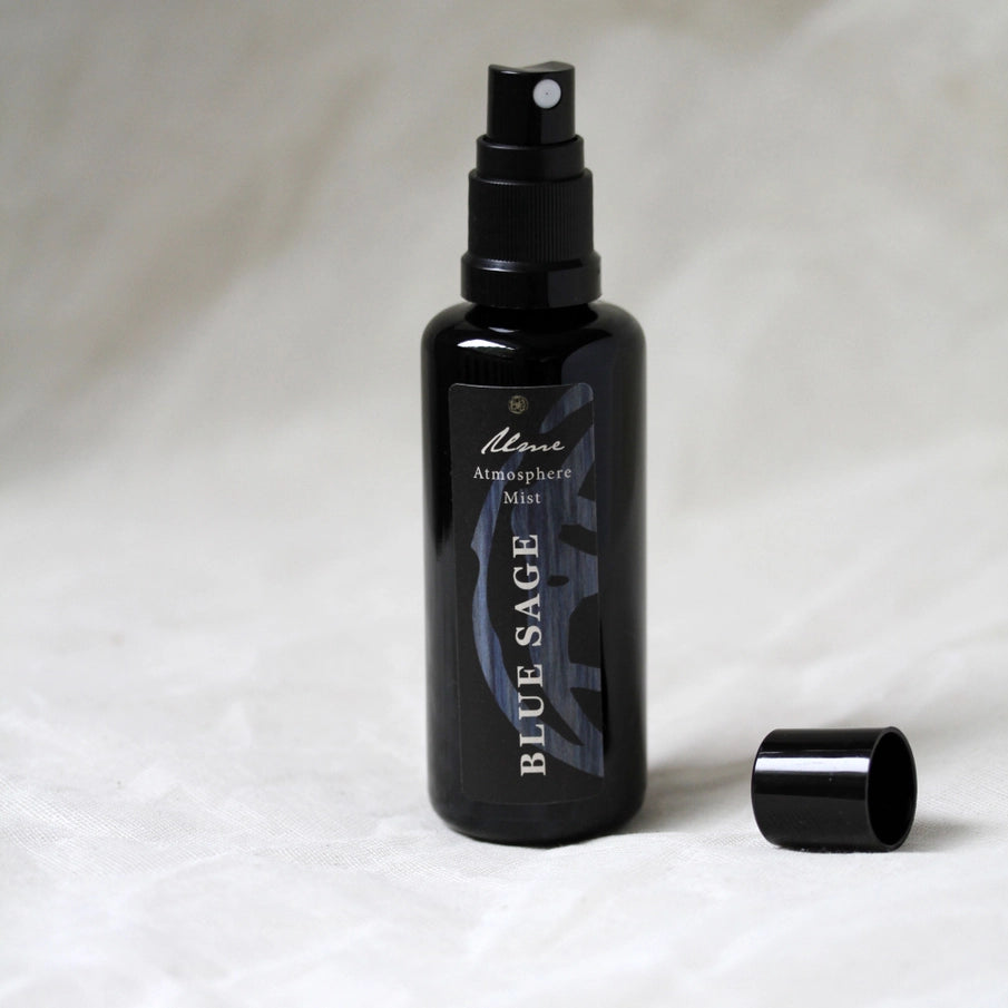 Giv dig selv eller en du holder af en sanselig oplevelse med Mist Spray fra UME Incense.