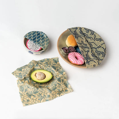 Plastikfri bivoks wraps i 3 størrelser – et bæredygtigt alternativ til plastfolie og stanniol.