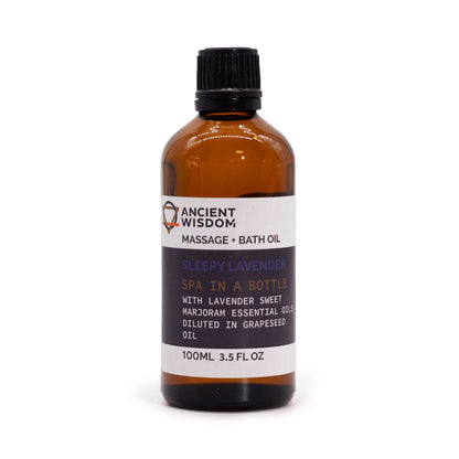 Brun glasflaske med sort låg og label til afslappende lavendel massageolie