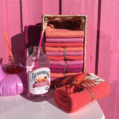 Gør dit hjem grønnere med Solwang Designs bæredygtige og funktionelle karklude. Køb nu og oplev kvalitet, der både er praktisk og miljøvenlig!