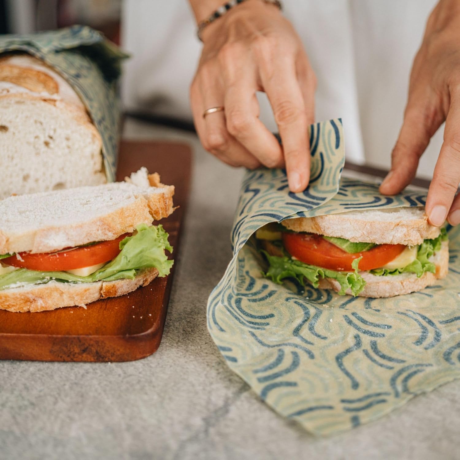 Plastikfri bivoks wraps i 3 størrelser – et bæredygtigt alternativ til plastfolie og stanniol.
