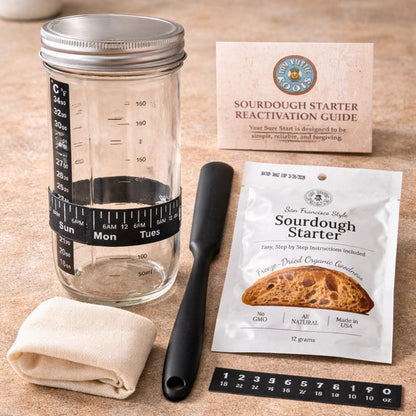 Start din surdejsrejse med et komplet kit, der gør det nemt at bage smagfuldt, naturligt brød fra bunden – perfekt til dig, der ønsker kvalitet, håndværk og bæredygtighed i dit køkken.
