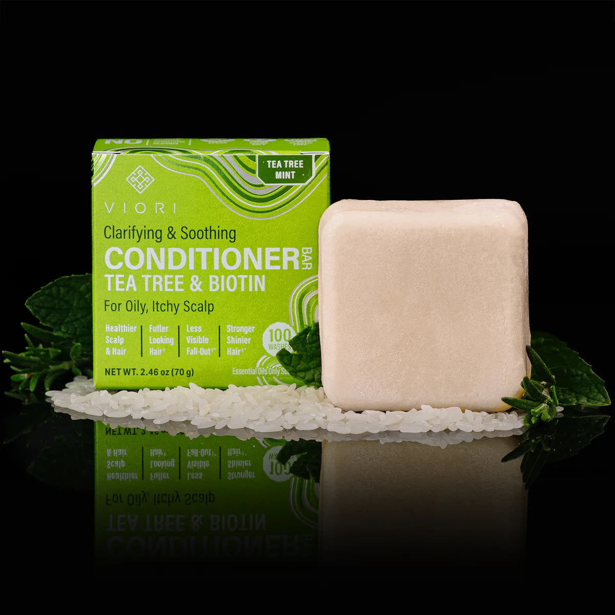Tea Tree Mint Conditioner Bar er udviklet til dig, der oplever kløe, irritation, skæl eller en fedtet hovedbund.